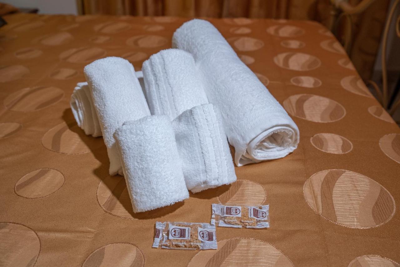 Carlo Five Bed & Breakfast Porto Empedocle Luaran gambar